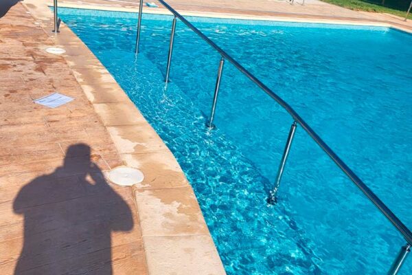 barandillas pasamanos acero inoxidable para piscinas barcelona 1