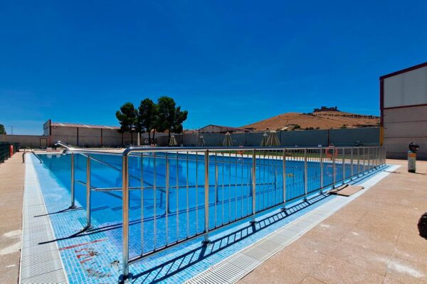 barandillas pasamanos acero inoxidable para piscinas barcelona 4