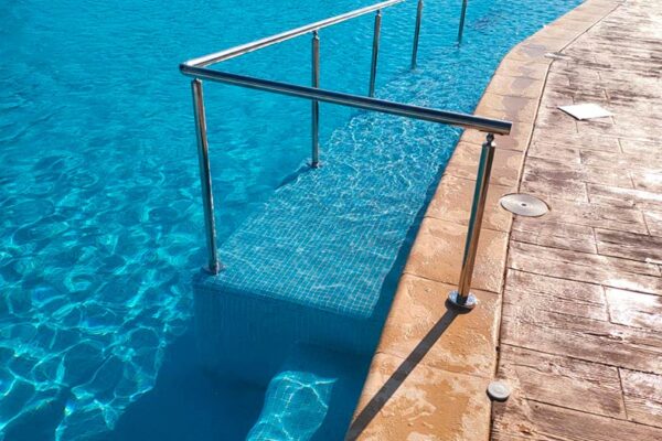 barandillas pasamanos acero inoxidable para piscinas barcelona 6